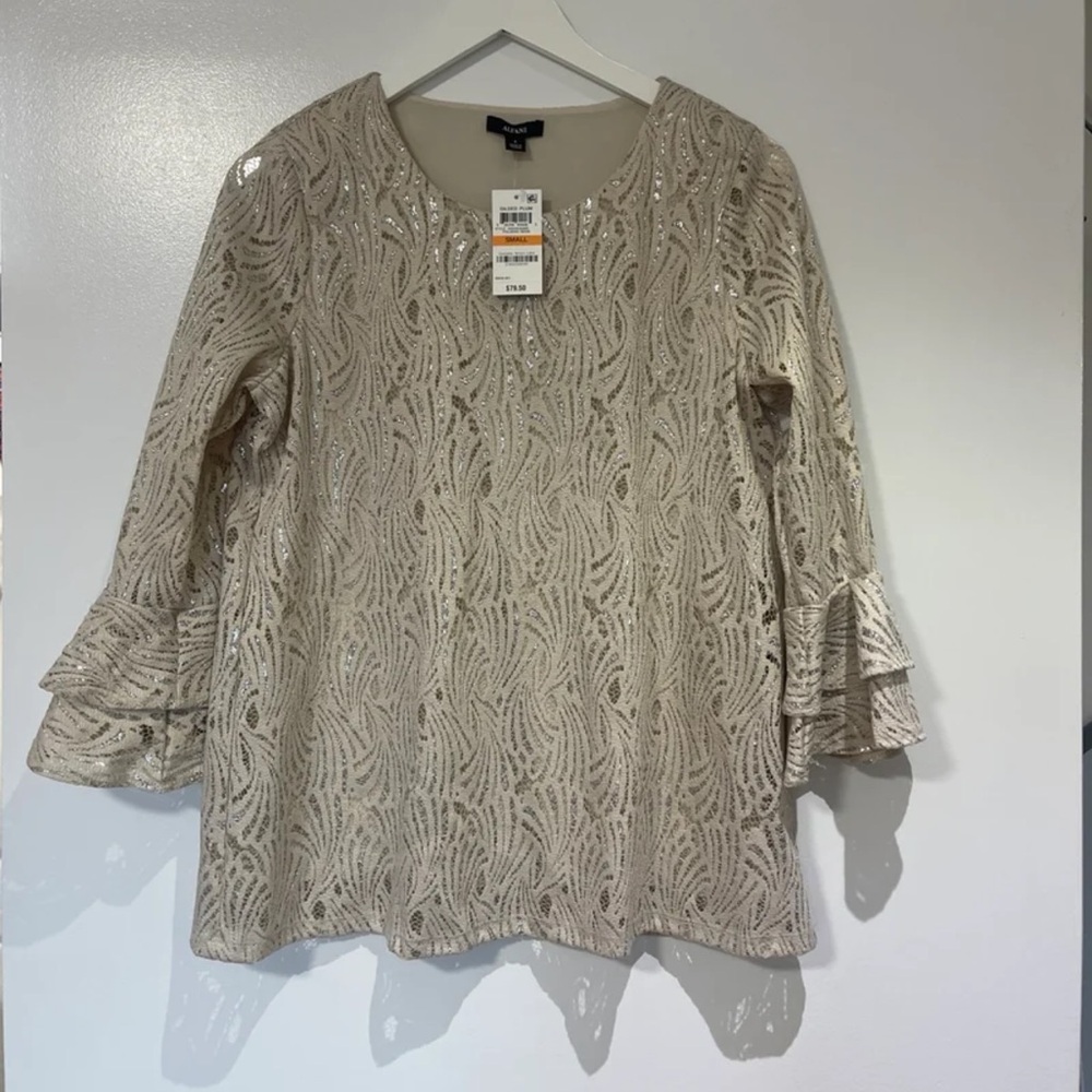Women’s blouse- new with tags  Alfani size Small